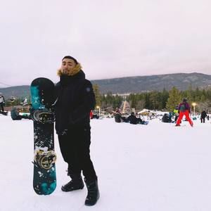 Meet your Posher, Carlos